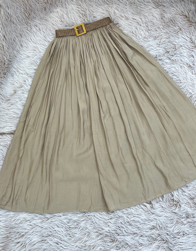 دامن زنانه چین دارکمربندی