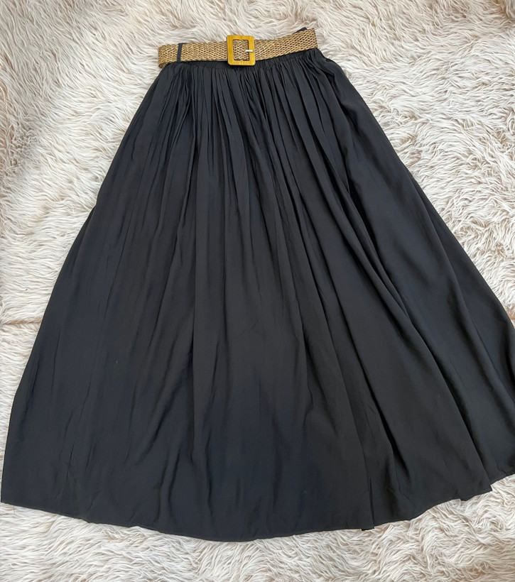 دامن زنانه چین دارکمربندی